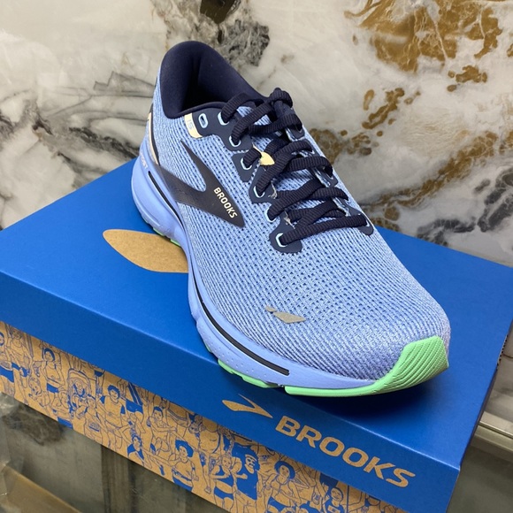 Brooks Women's Ghost 15 Neutral Running Shoe - Picture 2 of 4